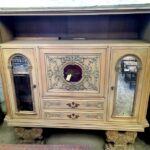 13DG58 - Beautiful Spanish Cabinet