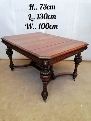 AK4 - Renaissance table In Oak